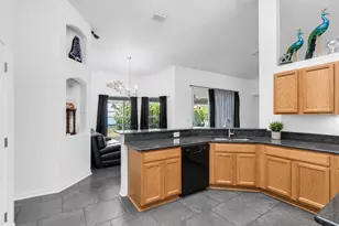 13270 Drysdale St, Spring Hill, FL 34609 - Photo 8