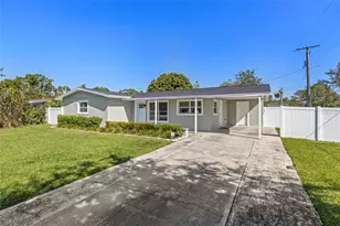 4601 W Villa Rosa St, Tampa, FL 33611 - Photo 2