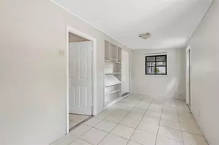 2117 Barcelona Dr, Clearwater, FL 33764 - Photo 24