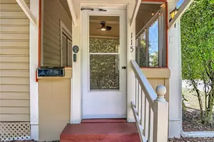 115 E Lambright St, Tampa, FL 33604 - Photo 12