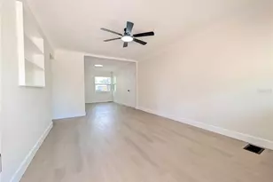 4511 Yarmouth Ave S, Saint Petersburg, FL 33711 - Photo 4