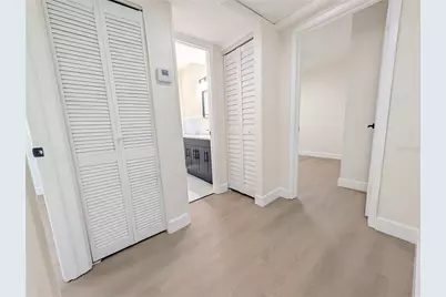 4511 Yarmouth Avenue S, Saint Petersburg, FL 33711 - Photo 10
