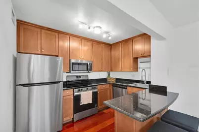 210 5th Avenue S #404, Saint Petersburg, FL 33701 - Photo 10
