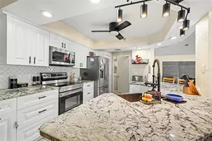 4187 Everett Ave, Spring Hill, FL 34609 - Photo 12