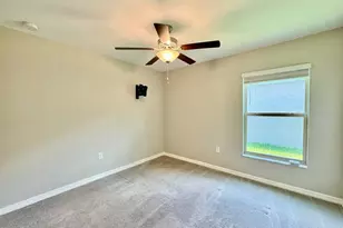 7025 King Crk Dr, Sun City Center, FL 33573 - Photo 20