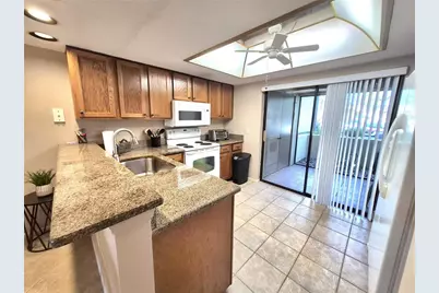 50 Woodlake Place #50, Oldsmar, FL 34677 - Photo 8