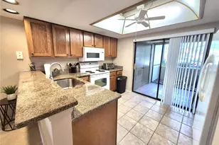 50 Woodlake Pl, Oldsmar, FL 34677 - Photo 8