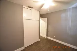 1906 E Bougainvillea Ave, Tampa, FL 33612 - Photo 30