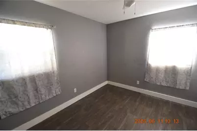 1906 E Bougainvillea Avenue, Tampa, FL 33612 - Photo 36