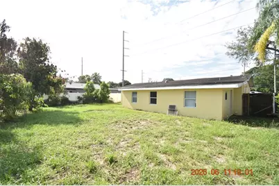 1906 E Bougainvillea Avenue, Tampa, FL 33612 - Photo 6