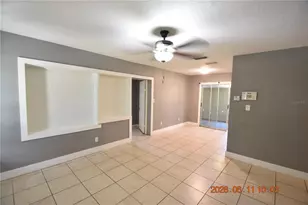 1906 E Bougainvillea Ave, Tampa, FL 33612 - Photo 12