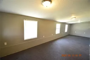 1906 E Bougainvillea Ave, Tampa, FL 33612 - Photo 20