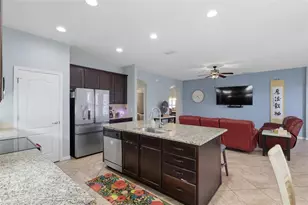 10645 Mistflower Ln, Tampa, FL 33647 - Photo 16