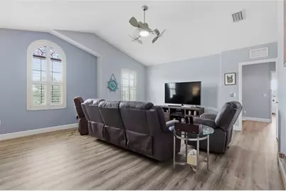10645 Mistflower Lane, Tampa, FL 33647 - Photo 36