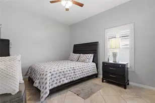 10645 Mistflower Ln, Tampa, FL 33647 - Photo 38