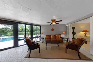 2943 Whisper Ln N, Clearwater, FL 33762 - Photo 18