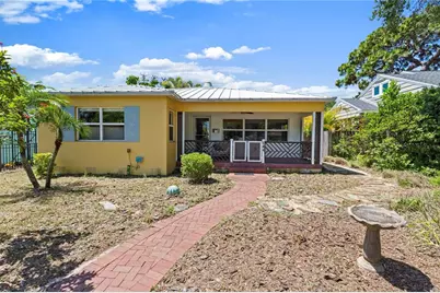 144 30th Avenue NE, Saint Petersburg, FL 33704 - Photo 1