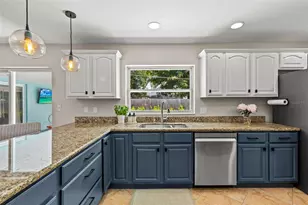 11895 96th Pl, Seminole, FL 33772 - Photo 12