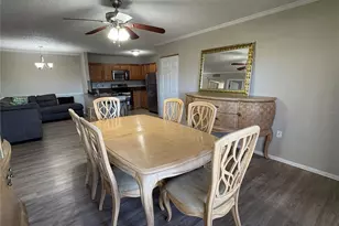 5582 Baywater Dr, Tampa, FL 33615 - Photo 10