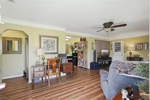 4570 Haines Rd N, Saint Petersburg, FL 33714 - Photo 4