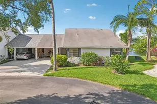 1613 Comfy Ct, Sun City Center, FL 33573 - Photo 2