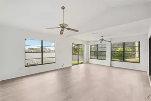1613 Comfy Ct, Sun City Center, FL 33573 - Photo 4