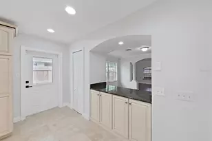 3322 Schefflera Rd, Tampa, FL 33618 - Photo 10