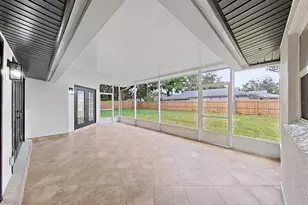 3322 Schefflera Rd, Tampa, FL 33618 - Photo 46