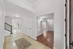 3322 Schefflera Rd, Tampa, FL 33618 - Photo 4