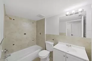 3322 Schefflera Rd, Tampa, FL 33618 - Photo 28