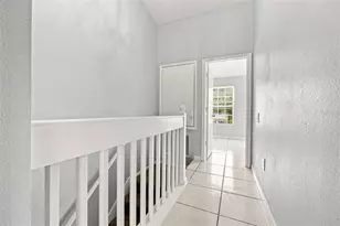 29924 Playa Del Rey Ln, Wesley Chapel, FL 33543 - Photo 10
