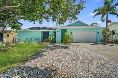 14030 79th Avenue, Seminole, FL 33776 - Photo 2