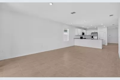 13411 Camelot Court, Parrish, FL 34219 - Photo 8