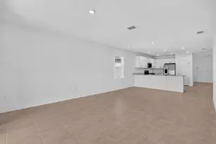 13411 Camelot Ct, Parrish, FL 34219 - Photo 8