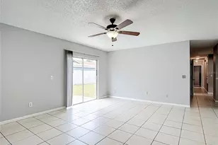 740 Caliente Dr, Brandon, FL 33511 - Photo 4