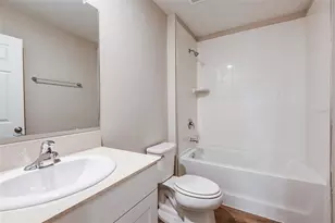 15225 Maude Landing Loop, Wimauma, FL 33598 - Photo 18