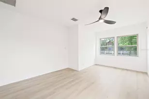 4550 21st St N, Saint Petersburg, FL 33714 - Photo 14