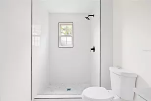 4550 21st St N, Saint Petersburg, FL 33714 - Photo 10