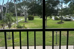4910 Bay Street NE, Saint Petersburg, FL 33703 - Photo 8