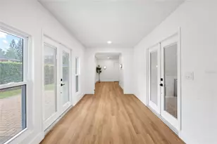 13325 Golf Crest Cir, Tampa, FL 33618 - Photo 42