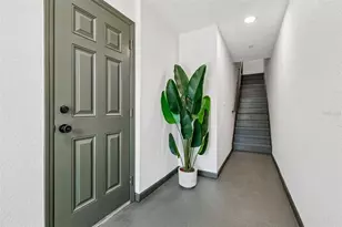 504 Wheaton Trent Pl, Tampa, FL 33619 - Photo 2