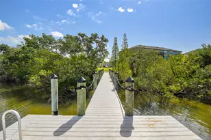 504 Wheaton Trent Pl, Tampa, FL 33619 - Photo 38