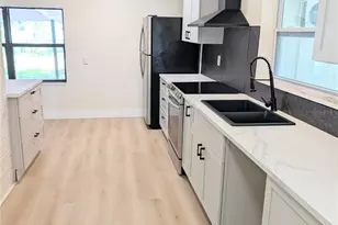 8206 N 19th St, Tampa, FL 33604 - Photo 10