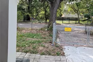 8206 N 19th St, Tampa, FL 33604 - Photo 34