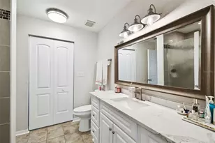 9064 Lake Chase Island Way, Tampa, FL 33626 - Photo 28
