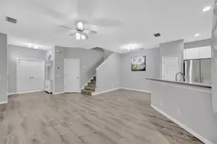 547 Black Lion Dr NE, Saint Petersburg, FL 33716 - Photo 8