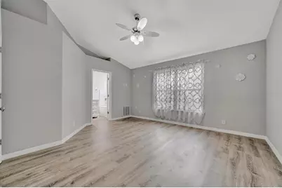 547 Black Lion Drive NE, Saint Petersburg, FL 33716 - Photo 30