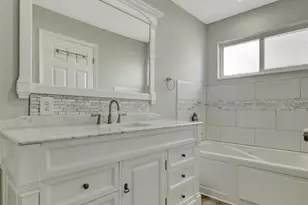 547 Black Lion Dr NE, Saint Petersburg, FL 33716 - Photo 38