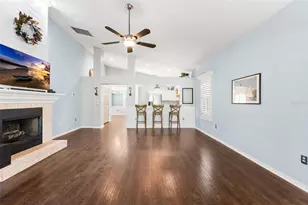 19218 Sea Mist Ln, Lutz, FL 33558 - Photo 2
