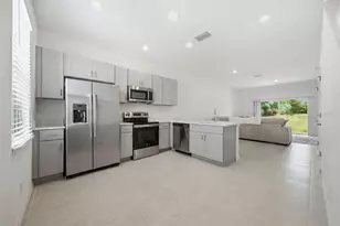 16570 San Nicola Pl, Bradenton, FL 34211 - Photo 2